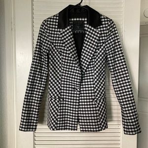 Guess Black & White Gingham Pattern Blazer Size 4.